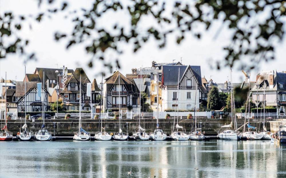 DEAUVILLE2jpg_61b31d0905d2a